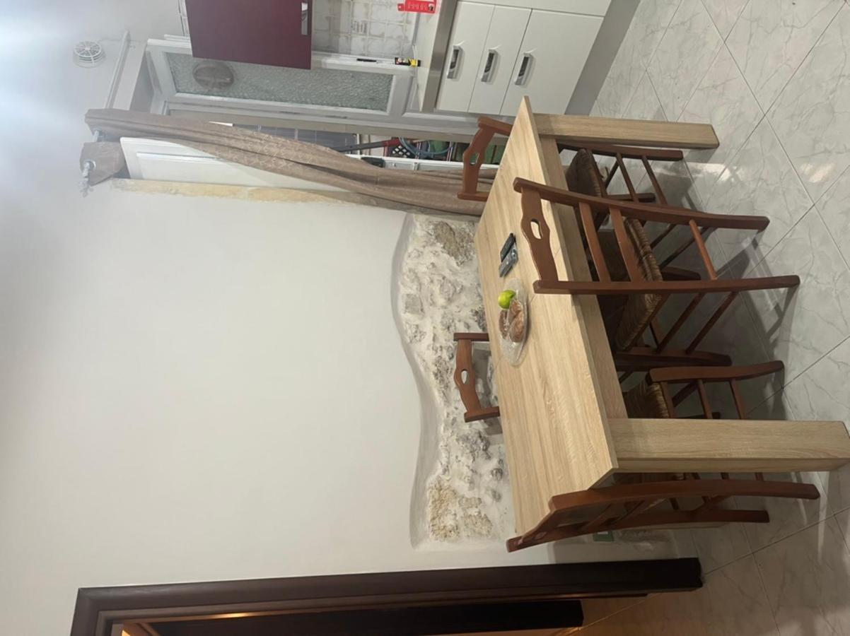Apartment Casa Evelin *